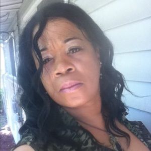 Meet your Posher, Sheina